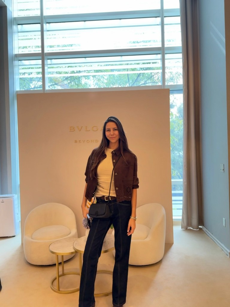 Karina, editor of The Carat Post, at Bvlgari's presentation at SIAR México 2025